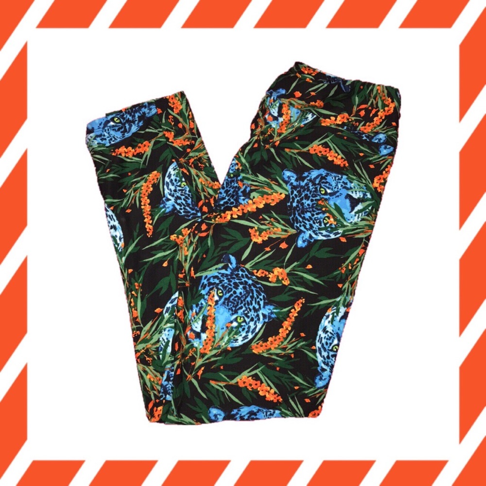 Tall and curvy blue cheetah leggings